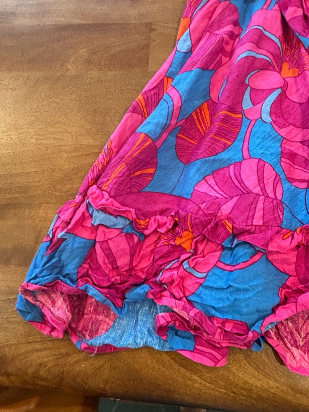 Tuckernuck Pink and Blue Floral Ruffle Sleeve Linen Dress Size Medium - Picture 10 of 12